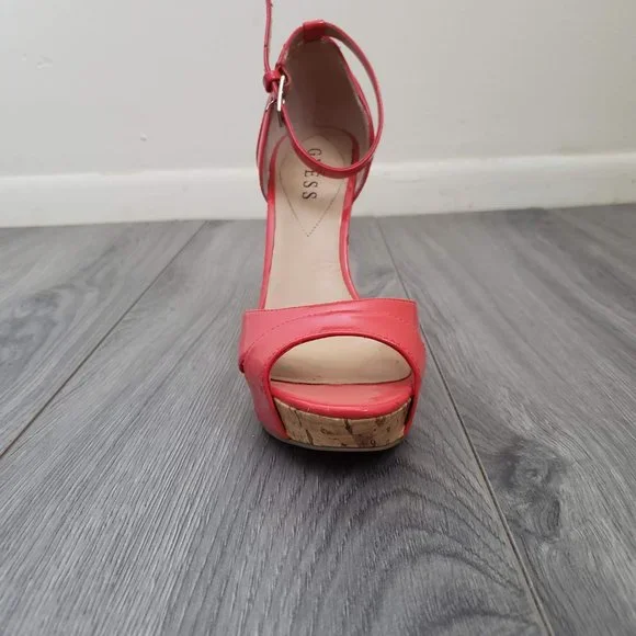 Guess Kalisa Open Toe Platform Wedge Sandals Patent Red Size 7 - Picture 4 of 12